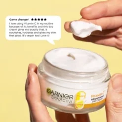 Garnier SkinActive Vitamin C Brightening Day Cream 50ml 10 Garnier SkinActive Vitamin C Brightening Day Cream 50ml -Exquisite Care Store 394722 garnier skinactive vitamin c brightening day cream 50ml 4